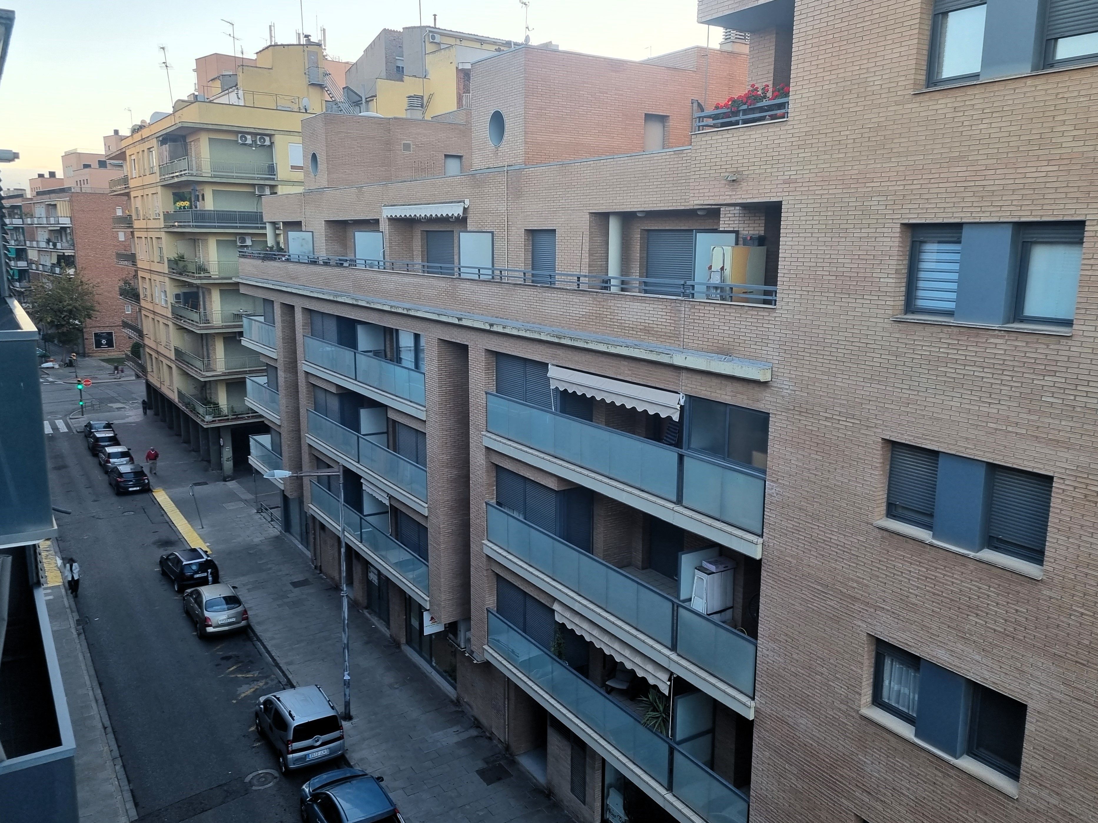 Außenansicht von Wohnung miete in  Lleida Capital mit Klimaanlage, Heizung und Parkett