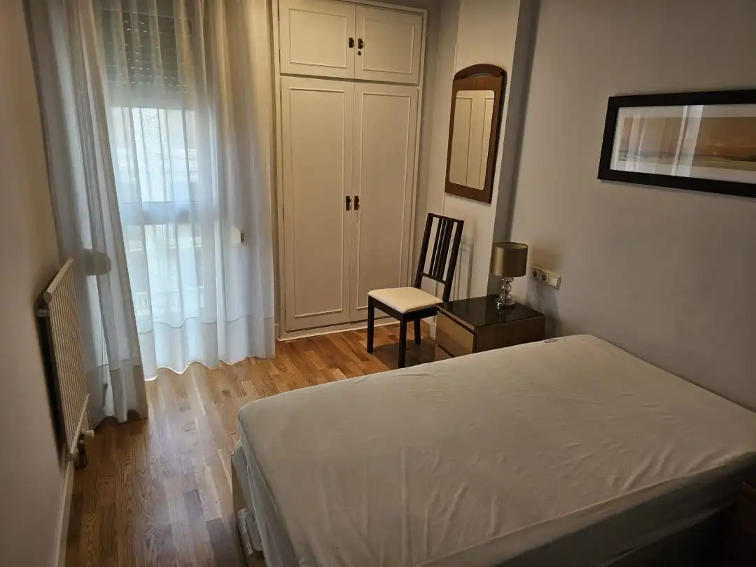 Habitación de Piso de alquiler en Donostia - San Sebastián  con Calefacción y Balcón