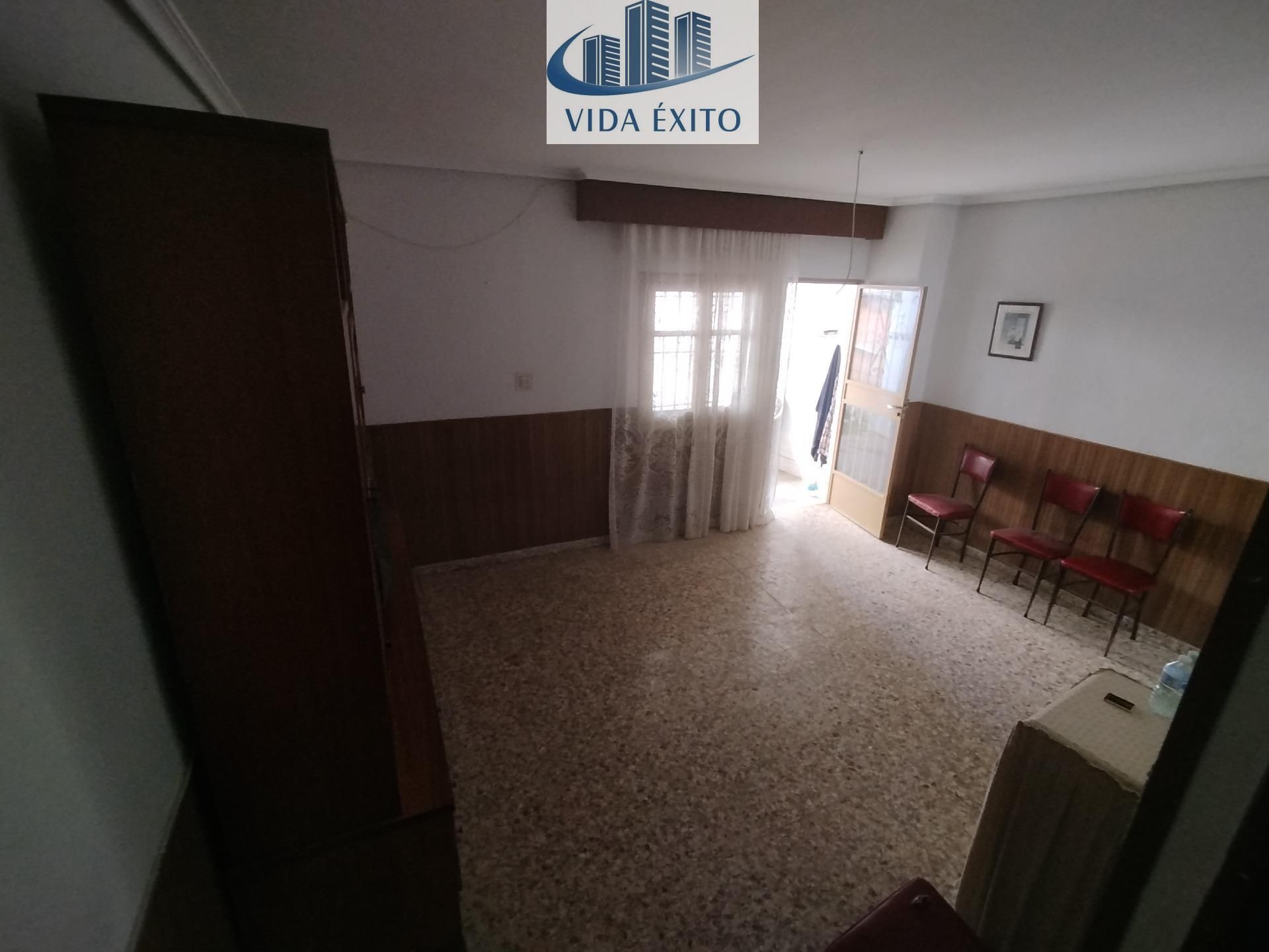 House or chalet for sale in  Jaén Capital  with Terrace, Storage room and Balcony