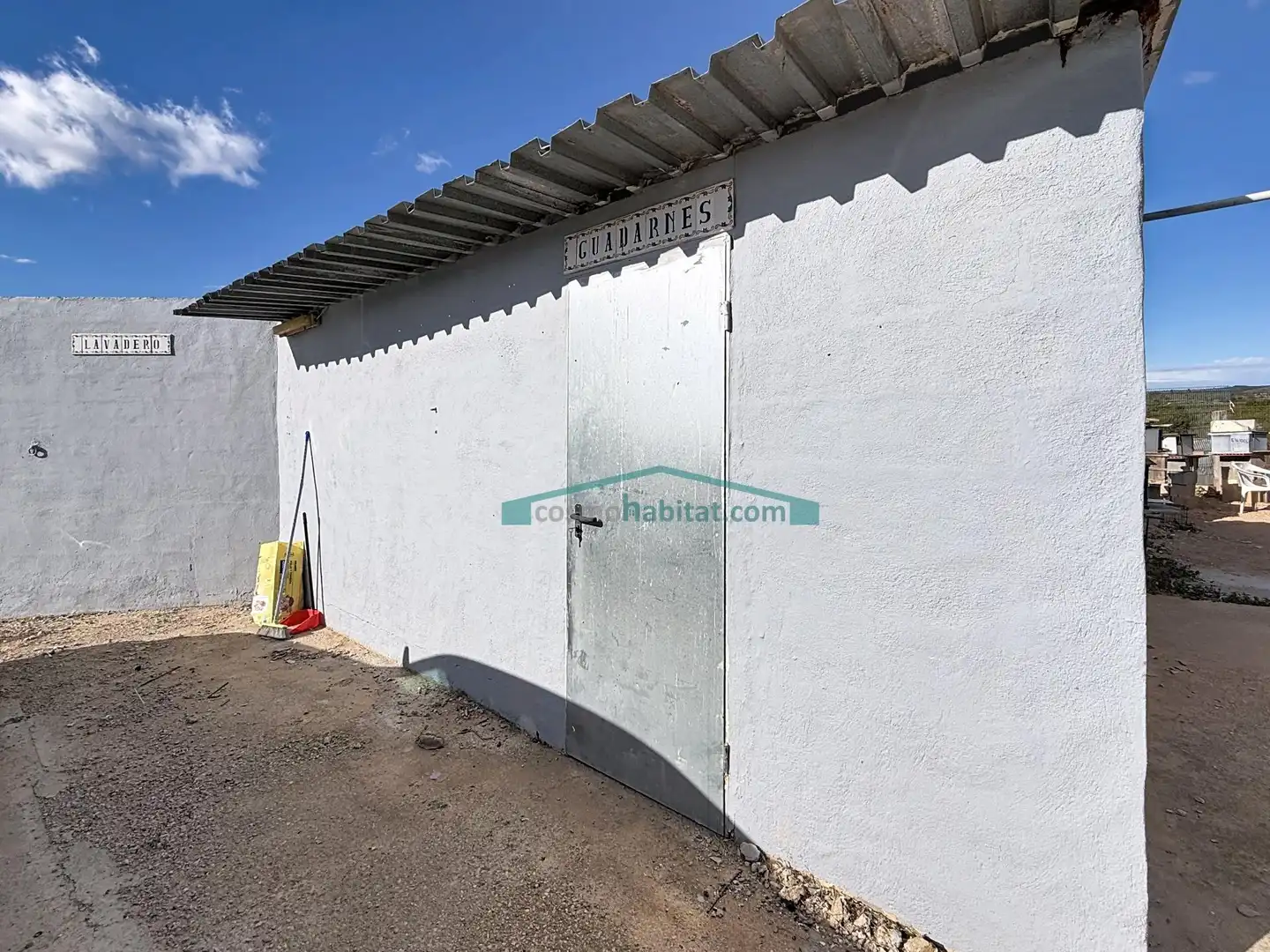 Exterior view of Houses for sale in Pedralba  with Private garden and Terrace