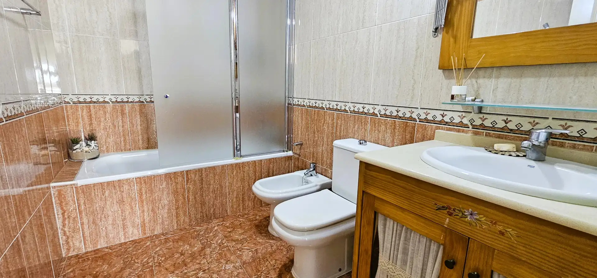 Baño de Piso en venta en Totana con Aire acondicionado, Amueblado y Horno