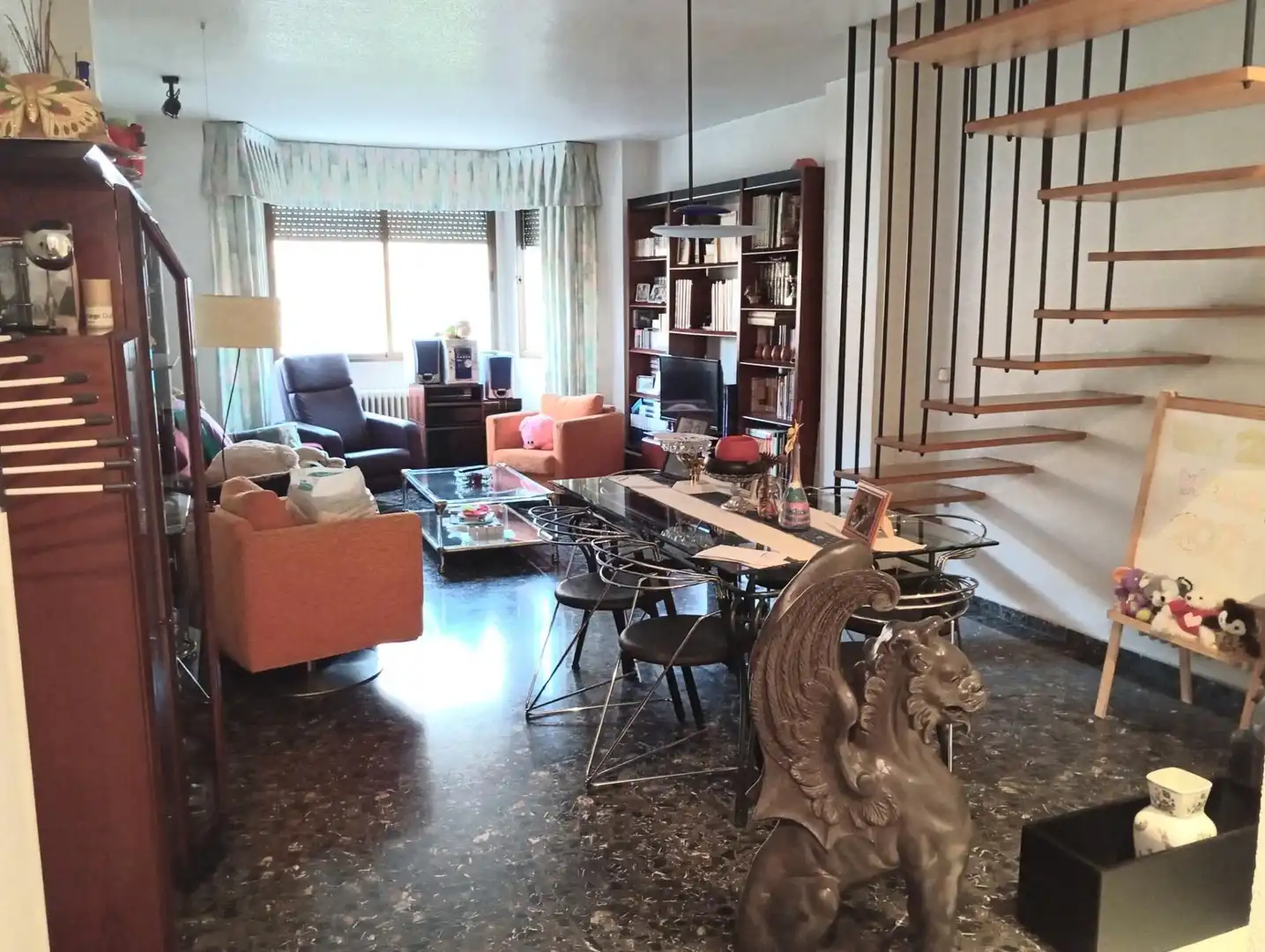 Wohnzimmer von Haus oder Chalet zum Verkauf in Yecla mit Klimaanlage, Heizung und Terrasse