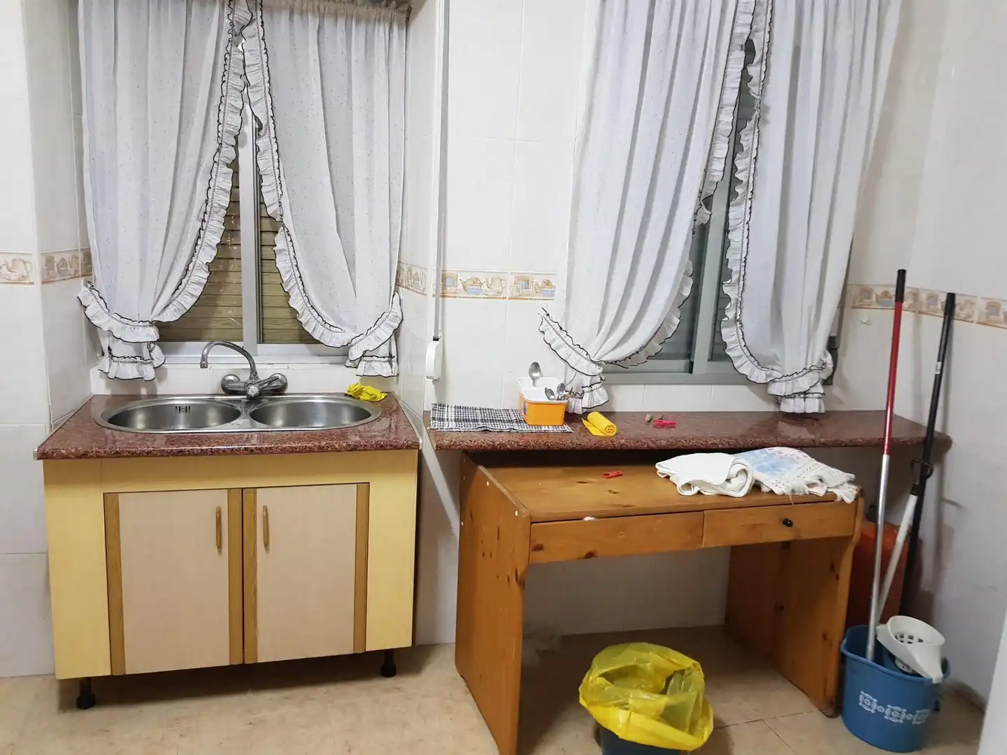 Cuina de Casa o xalet en venda en Pétrola amb Terrassa