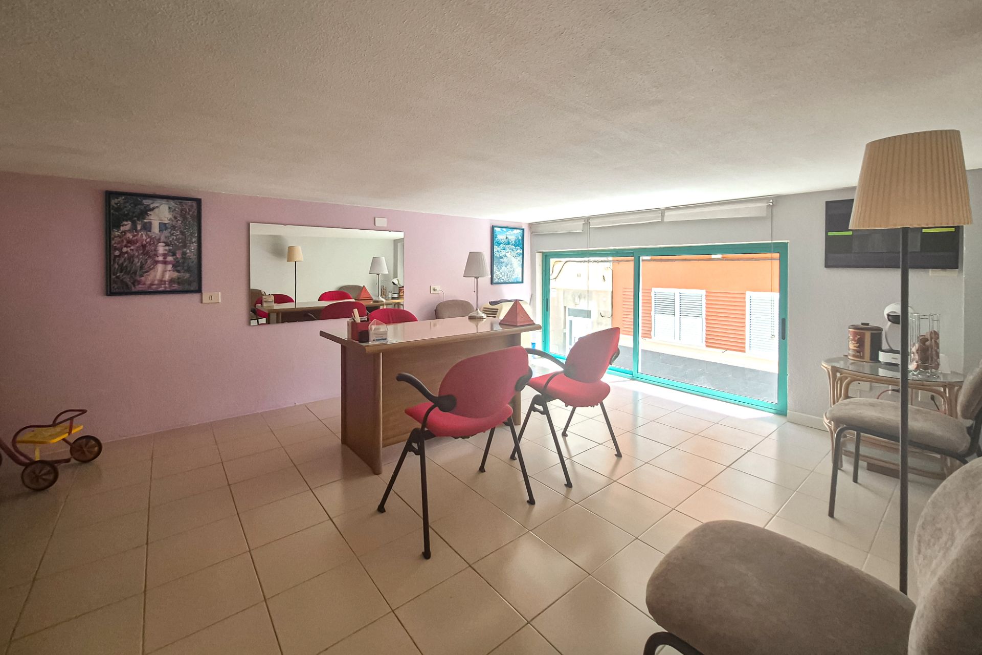Living room of Office for sale in Las Palmas de Gran Canaria