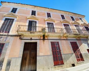 Vista exterior de Edifici en venda en Manacor