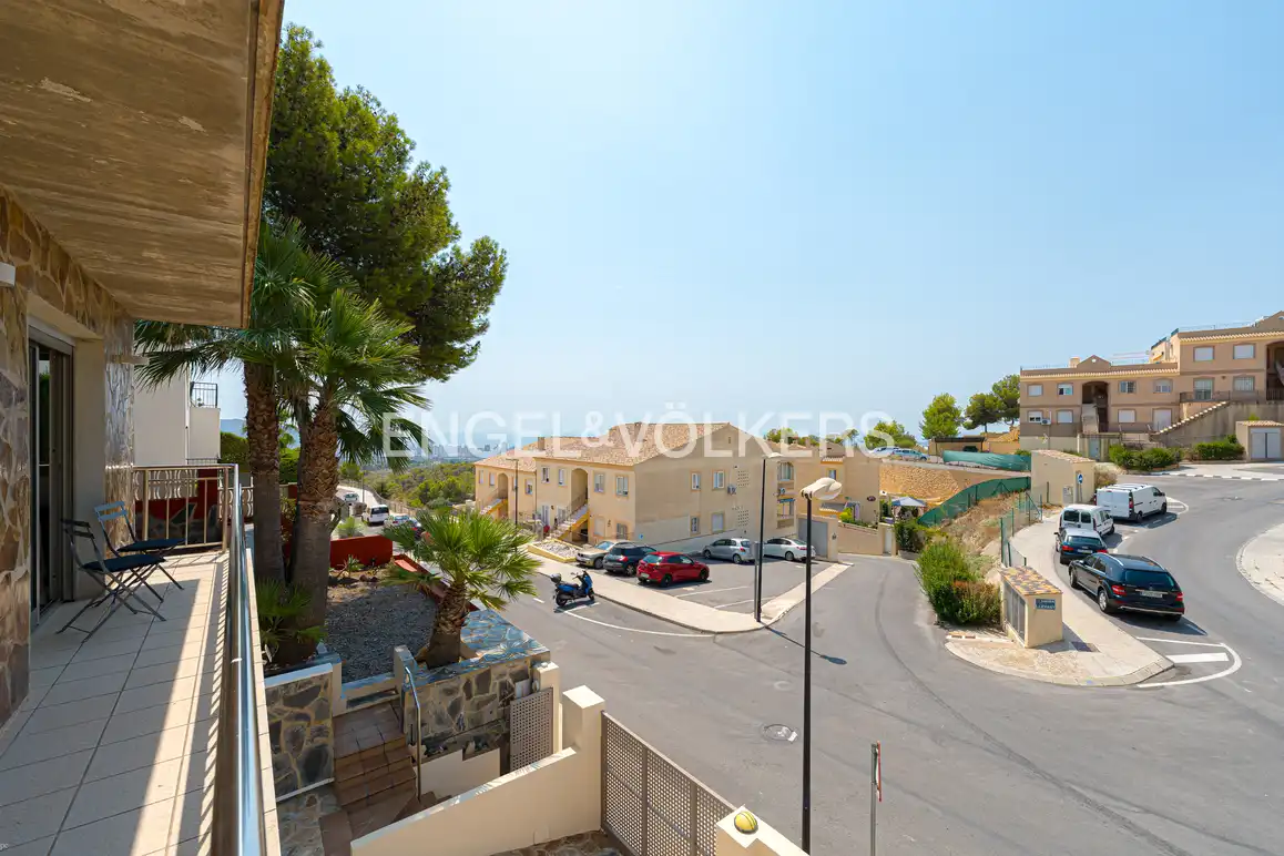 Terraza de Casa o chalet en venta en La Nucia con Aire acondicionado, Jardín privado y Piscina