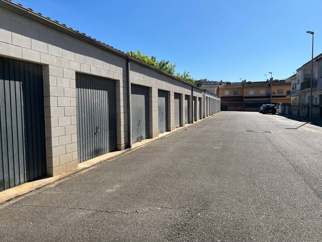 Garaje en Alquiler en Taialà - Germans Sabat
