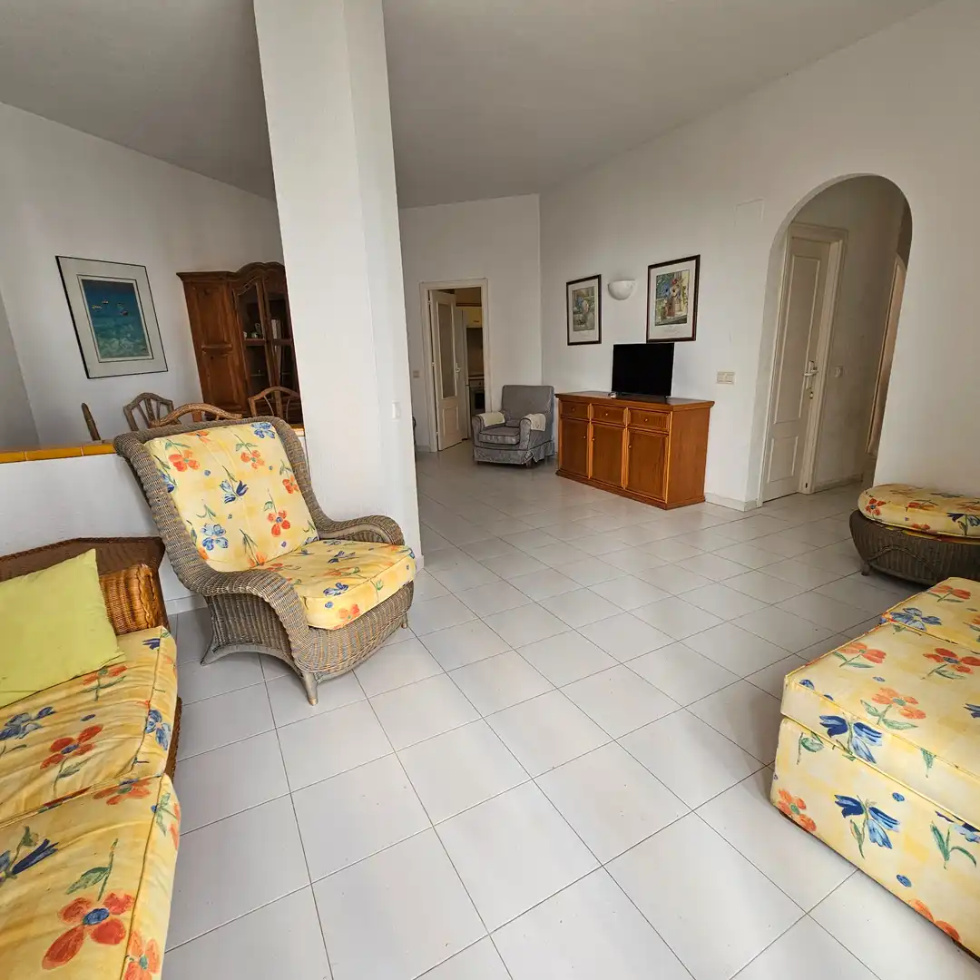 Sala d'estar de Casa adosada en venda en La Manga del Mar Menor amb Jardí privat, Terrassa i Moblat