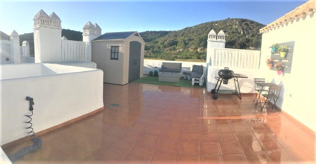 Terrassa de Àtic de lloguer en Estepona amb Aire condicionat, Terrassa i Piscina