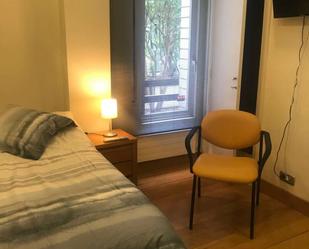 Bedroom of Study to share in Bilbao   with Air Conditioner and Terrace