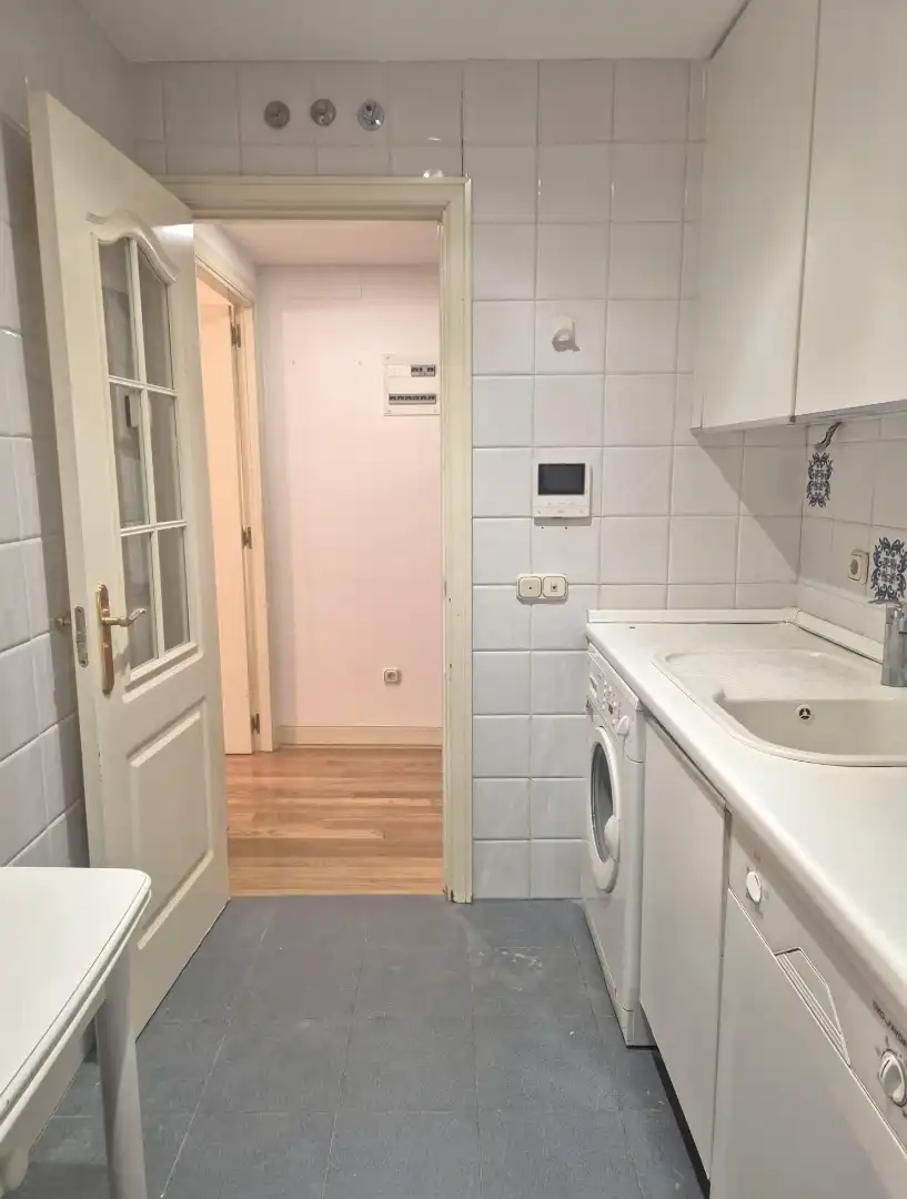 Kitchen of Apartments for rent in Madrid  with Air Conditioner, Heating and Private garden