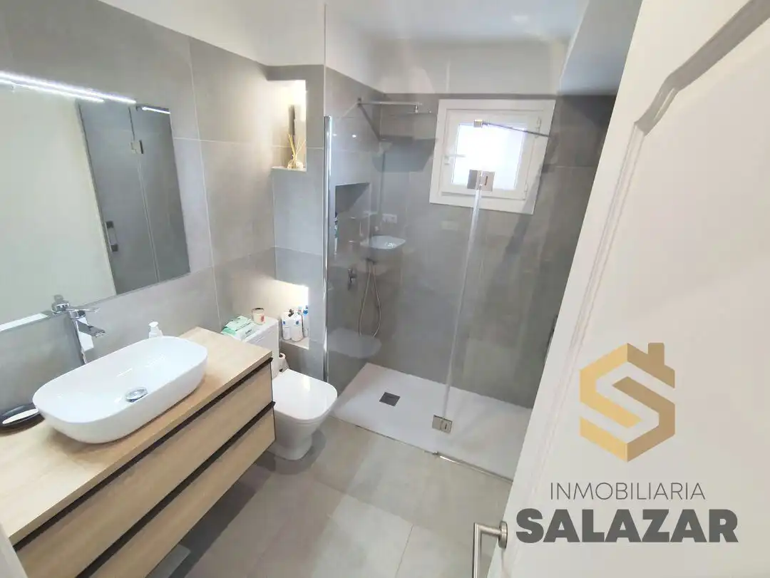 Piso con terraza en venta en Careaga Placido Plaza, imagen 30