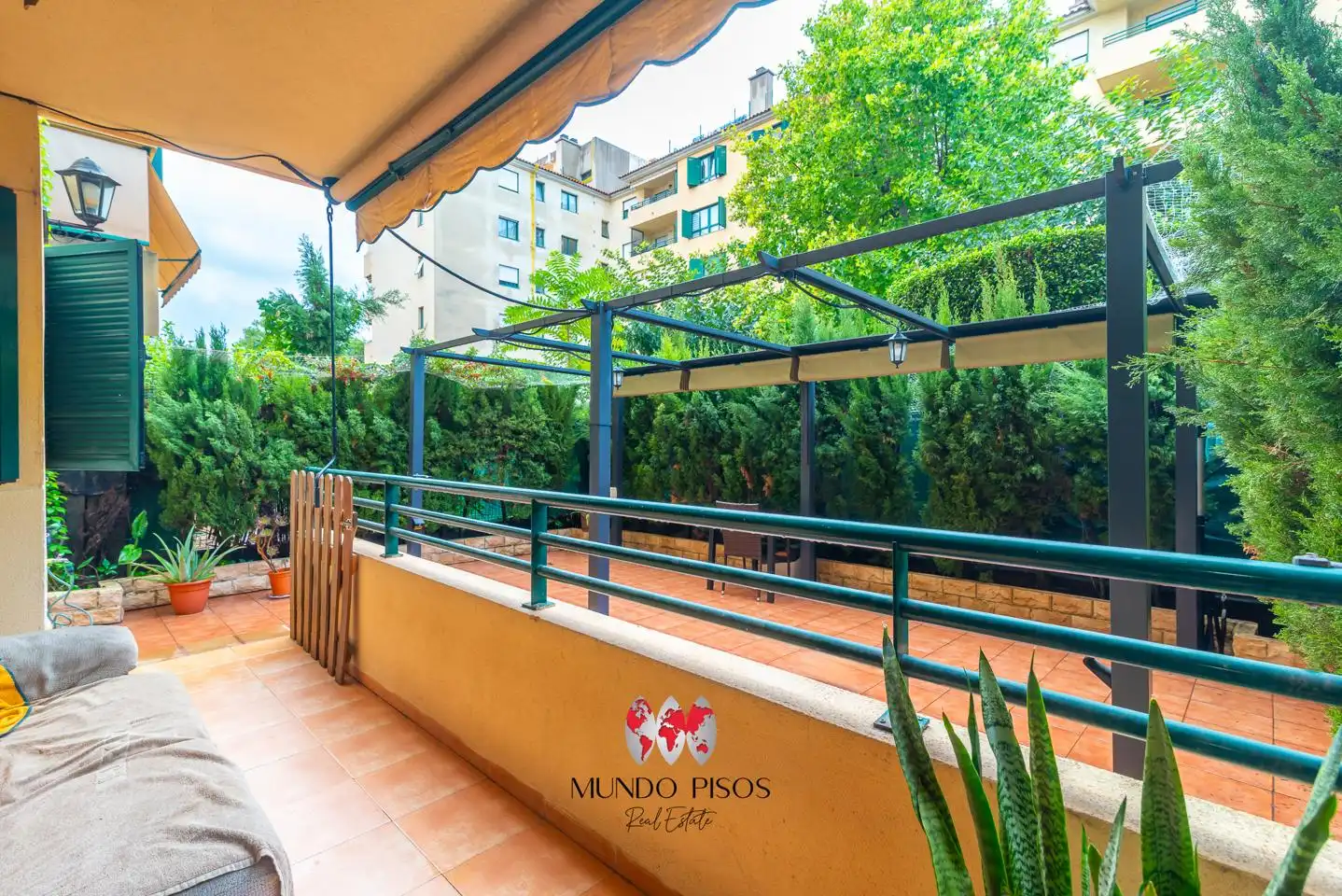 Bajo con terraza en venta en calle de Juan Gris, imagen 4