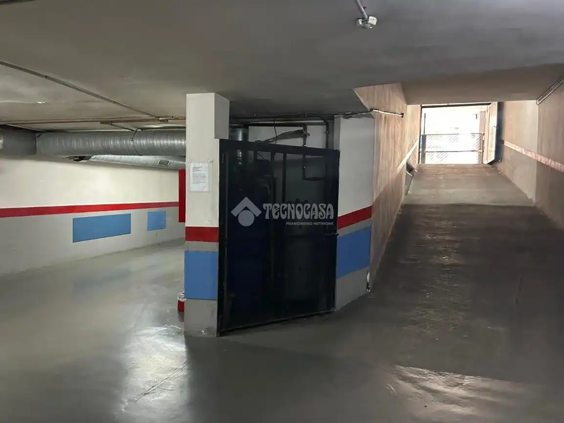 Parking de Garaje en venta en Almería