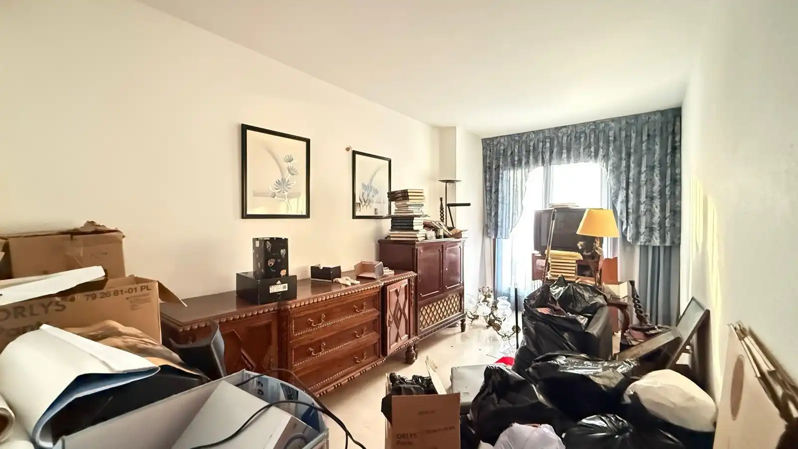 Sala de estar de Piso en venta en Santa Coloma de Gramenet con Aire acondicionado, Calefacción y Terraza