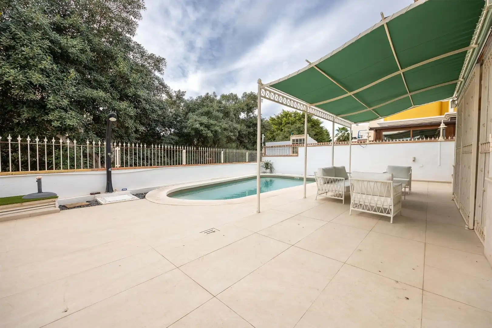 Villa con piscina in vendita a Avenida CONRADO ALBALADEJO, imagen 4