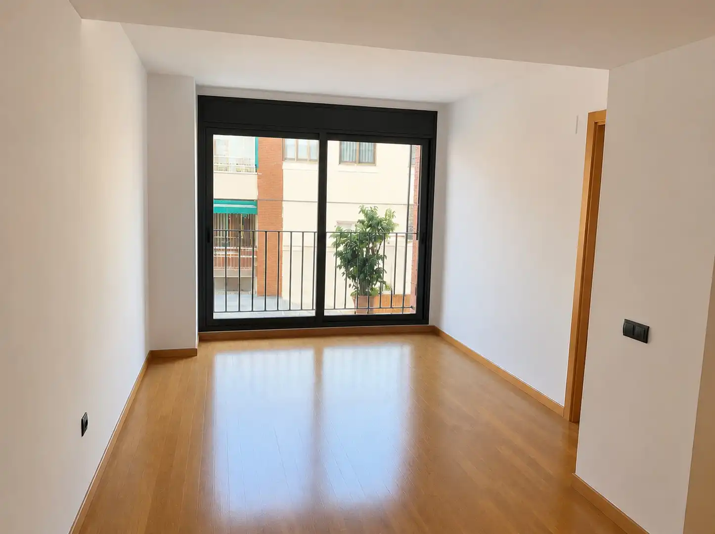 Habitación de Ático en venta en Badalona con Aire acondicionado, Calefacción y Terraza