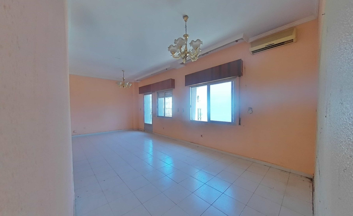 Menjador de Pis en venda en Roquetas de Mar