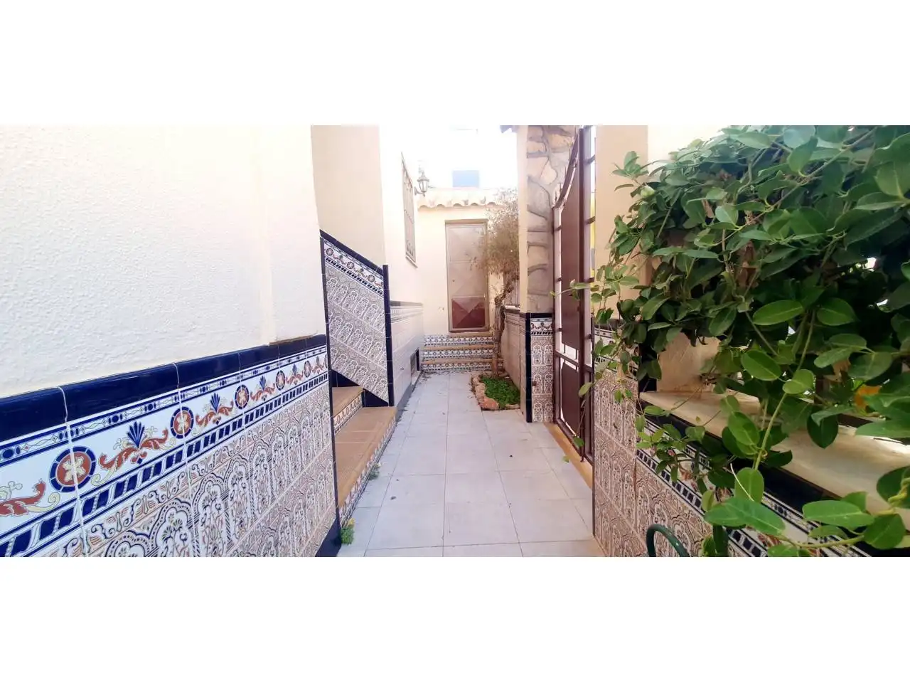 Detached homes for sale in Roquetas de Mar  with Air Conditioner, Heating and Private garden