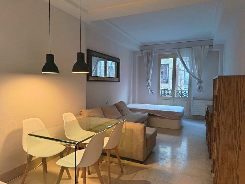 Living room of Loft to rent in  Madrid Capital  with Air Conditioner, Heating and Furnished