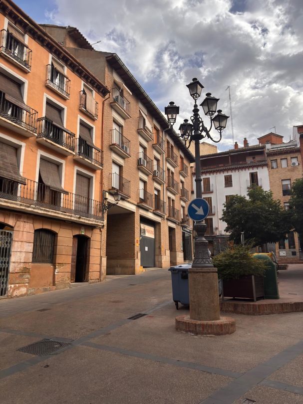Exterior view of Garage to rent in  Huesca Capital