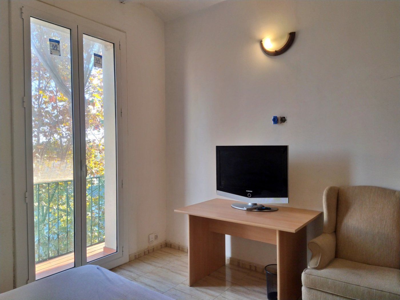 Habitación de Piso en venta en  Barcelona Capital con Calefacción y Balcón