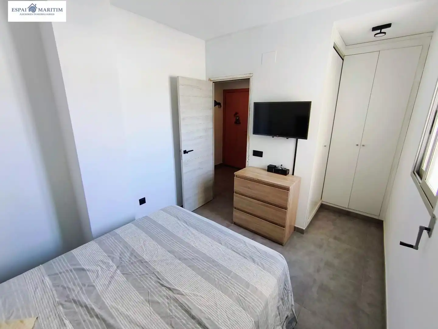 Schlafzimmer von Dachboden zum Verkauf in Vilamarxant mit Klimaanlage, Terrasse und Ofen
