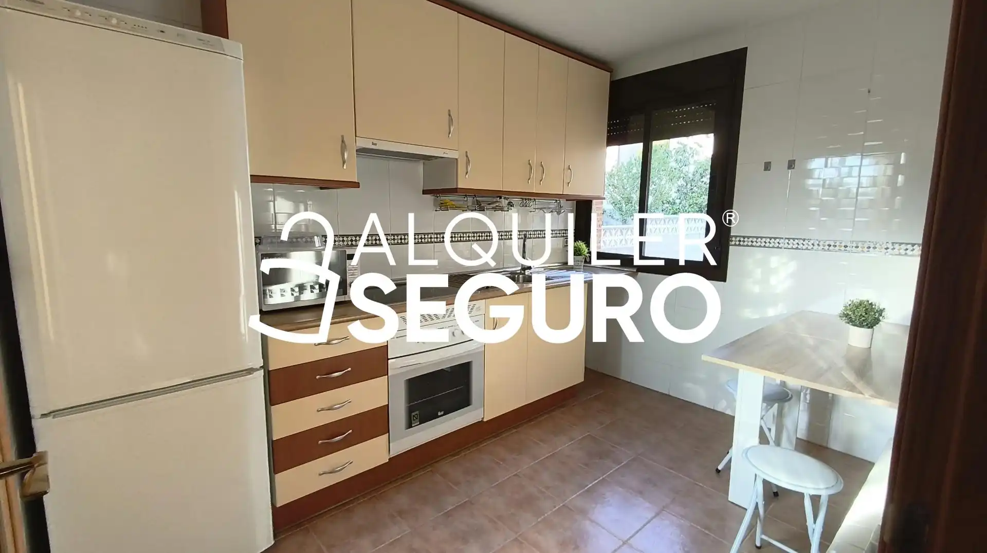Casa o chalet de alquiler en La Adrada , Ávila