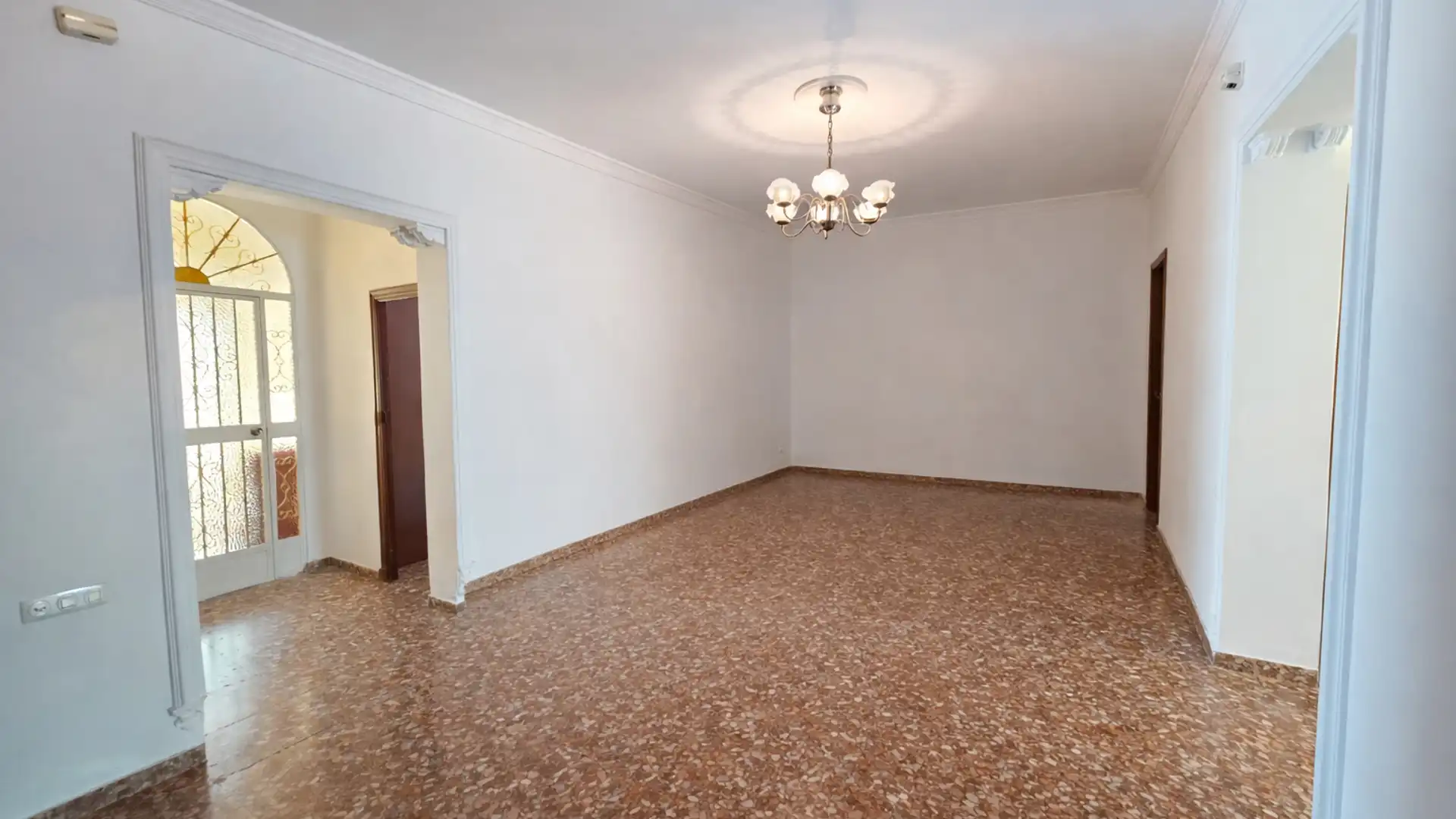 Casa adosada en venta en Umbrete