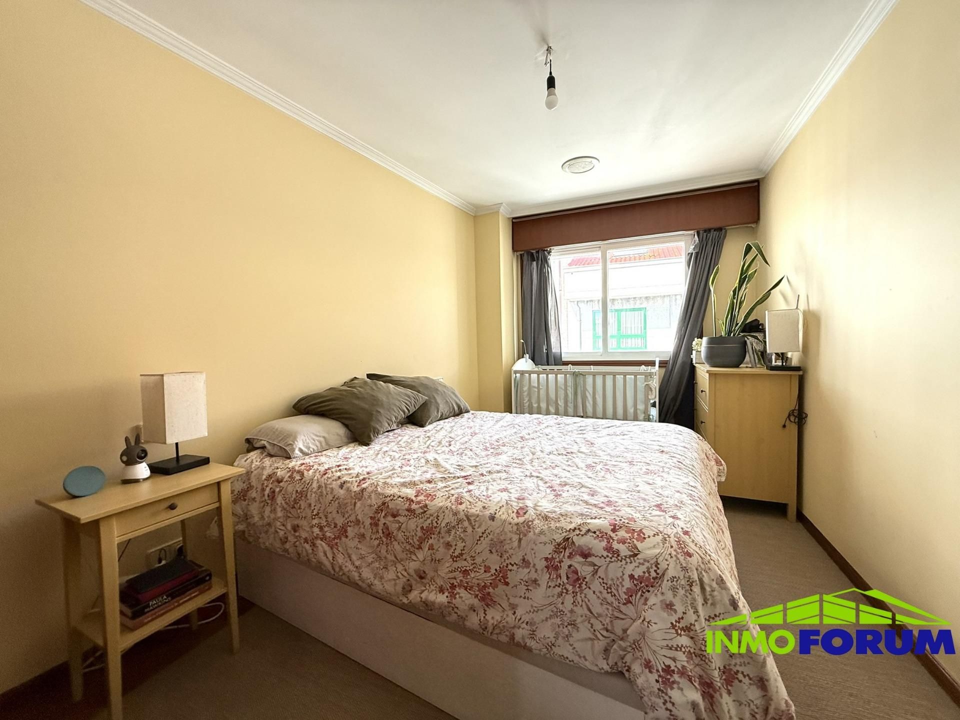 Habitación de Piso en venta en A Coruña Capital  con Calefacción