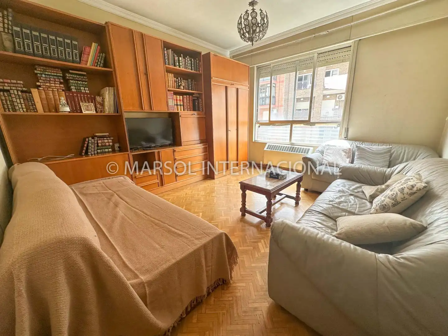 Habitación de Apartamento en venta en Orihuela con Parquet y Terraza