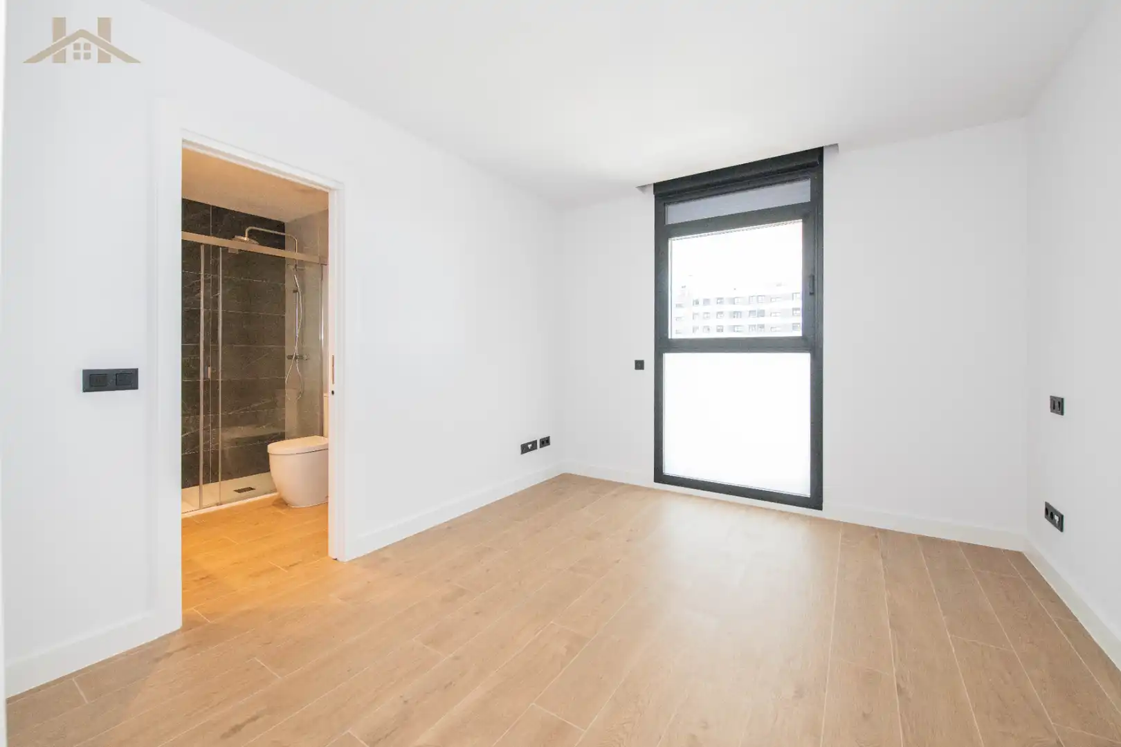 Schlafzimmer von Wohnung zum Verkauf in Tres Cantos mit Klimaanlage, Heizung und Terrasse