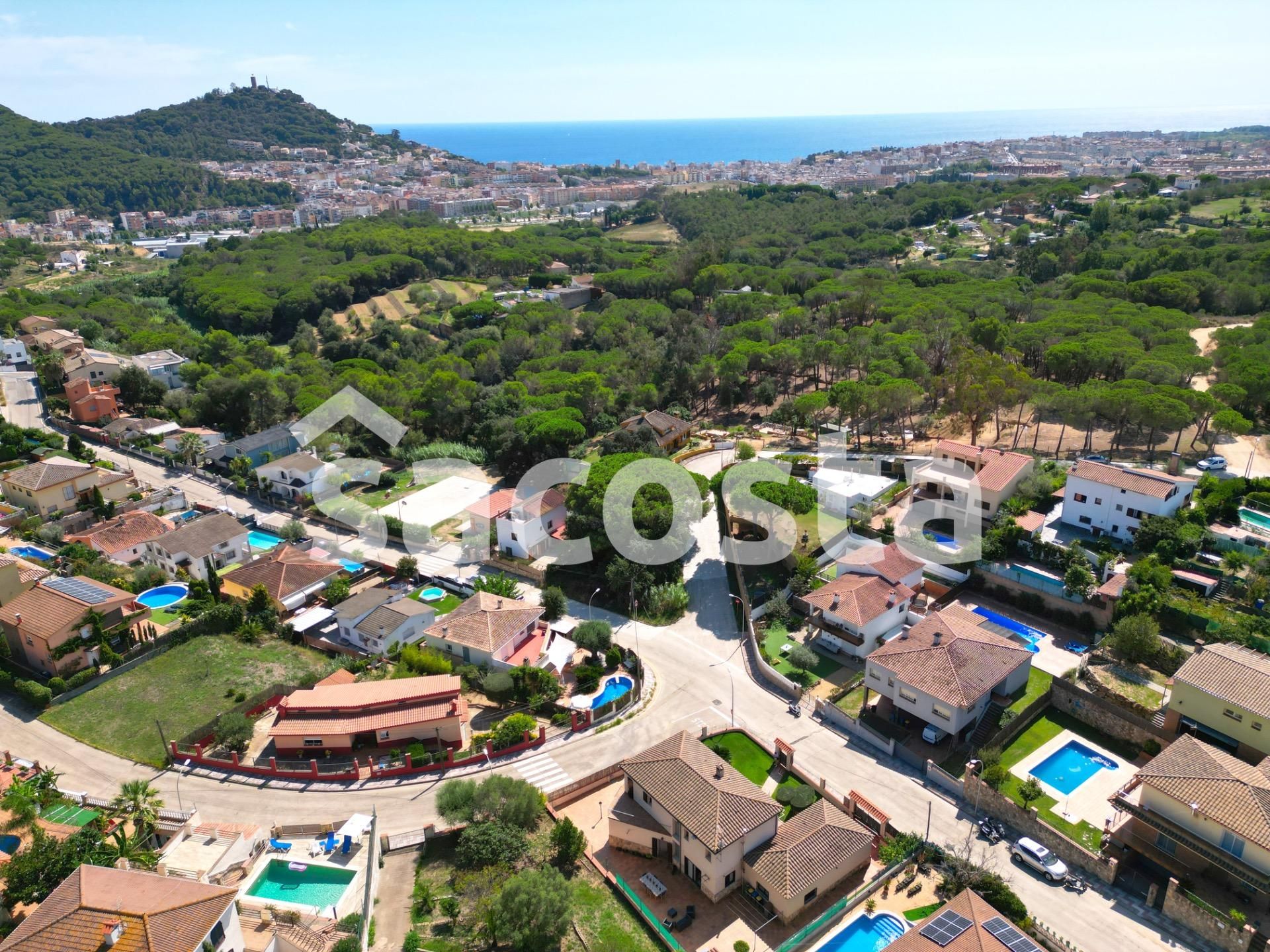 Vista exterior de Casa o xalet en venda en Blanes amb Aire condicionat, Calefacció i Jardí privat