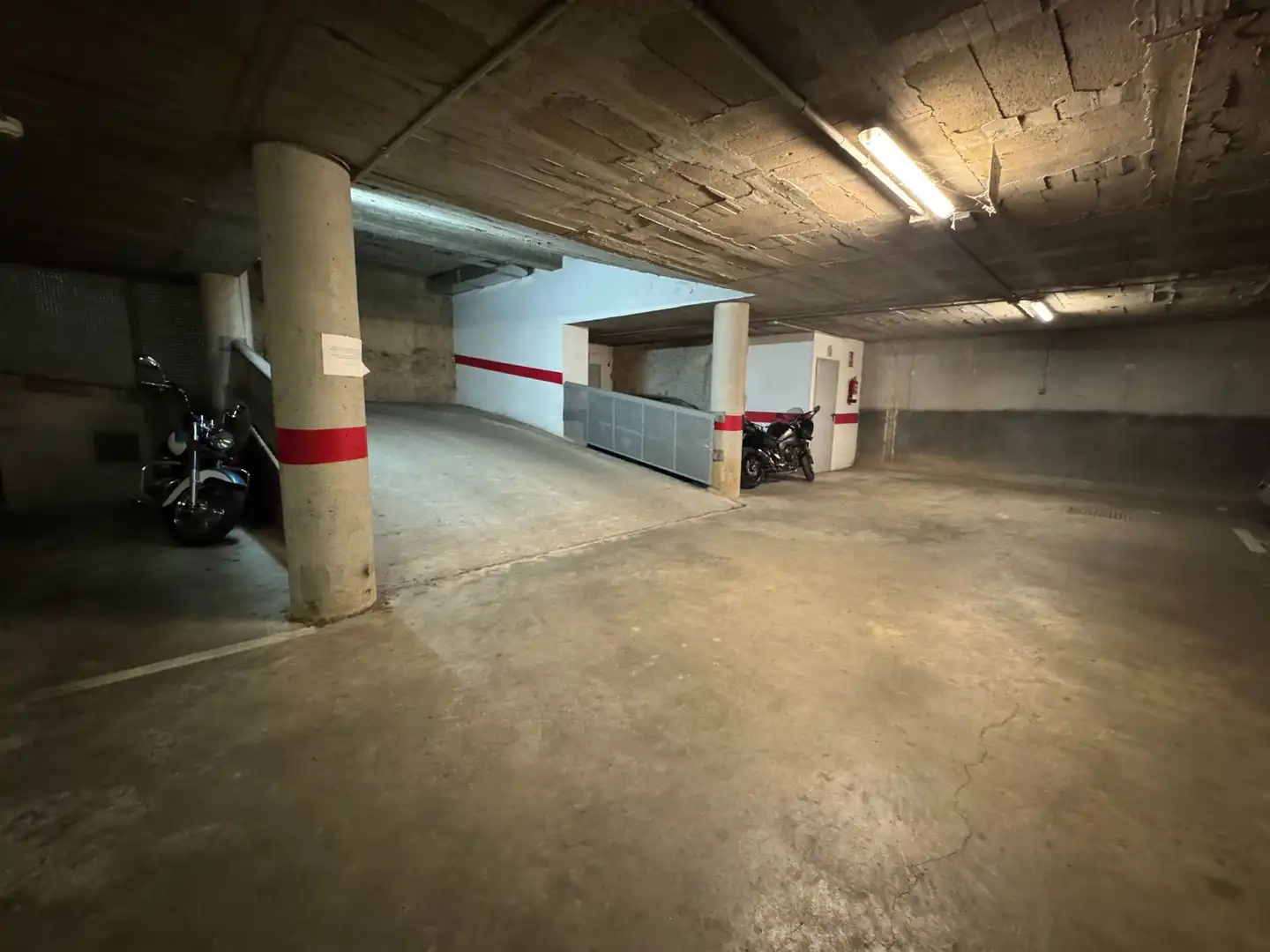 Garage for rent in Girona, Girona