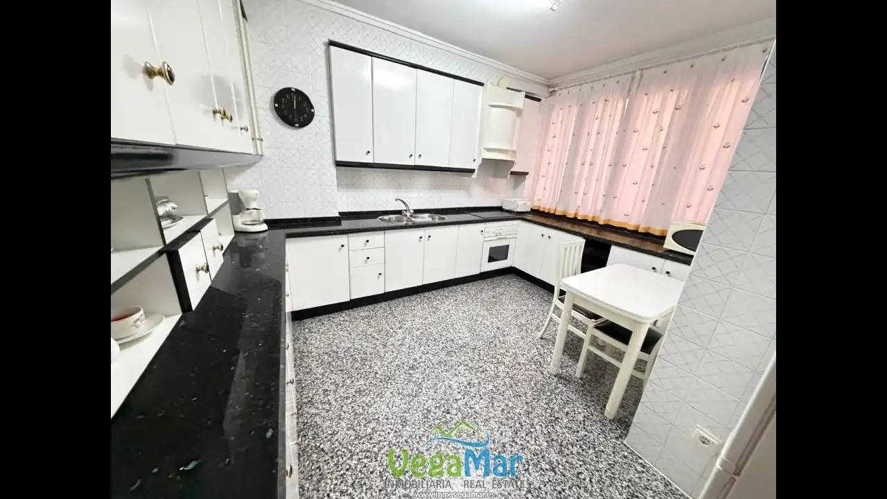 Flat for sale in Avenida de Cala, imagen 8