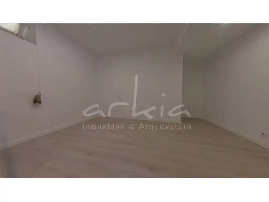 Habitación de Oficina en venta en Valencia