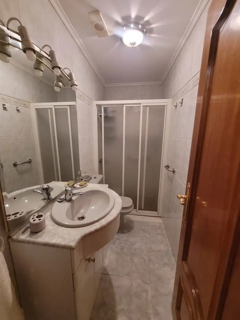 Baño de Finca rústica en venta en Alberite con Aire acondicionado, Calefacción y Terraza