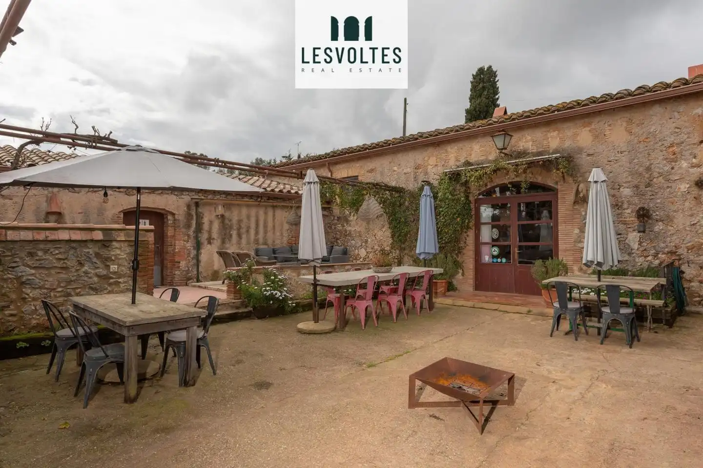 Casa o chalet en venta en Bellcaire d'Empordà con Calefacción, Jardín privado y Parquet