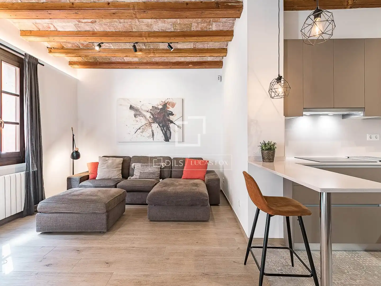 Living room of Flat for sale in Barcelona  with Air Conditioner, Heating and Furnished