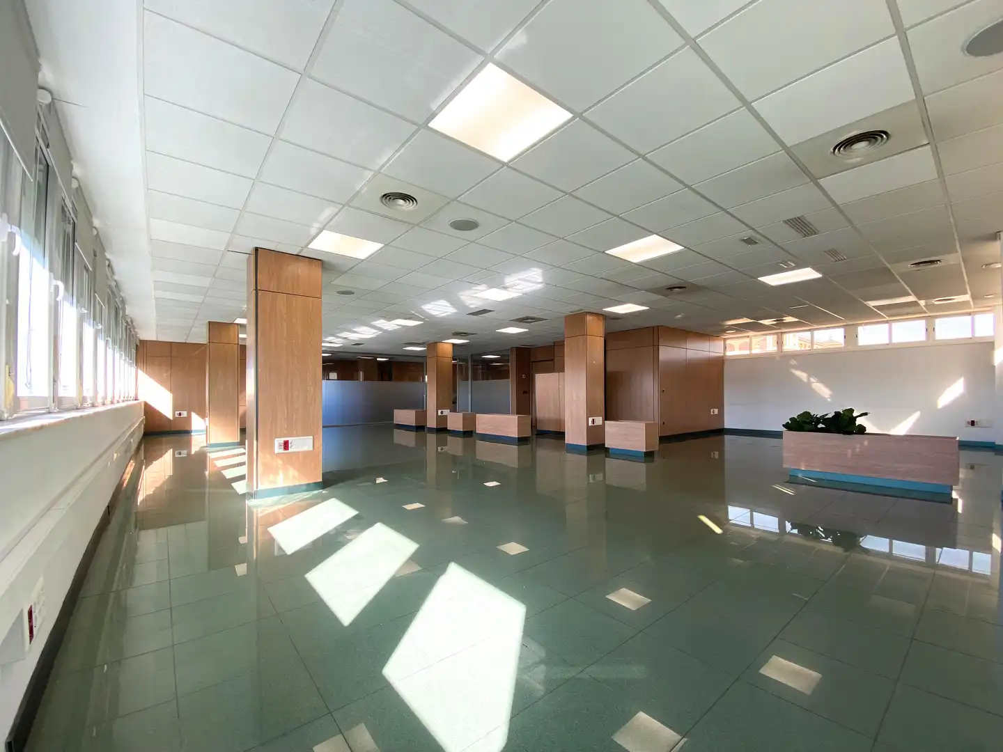 Büro zum Verkauf in Sevilla
