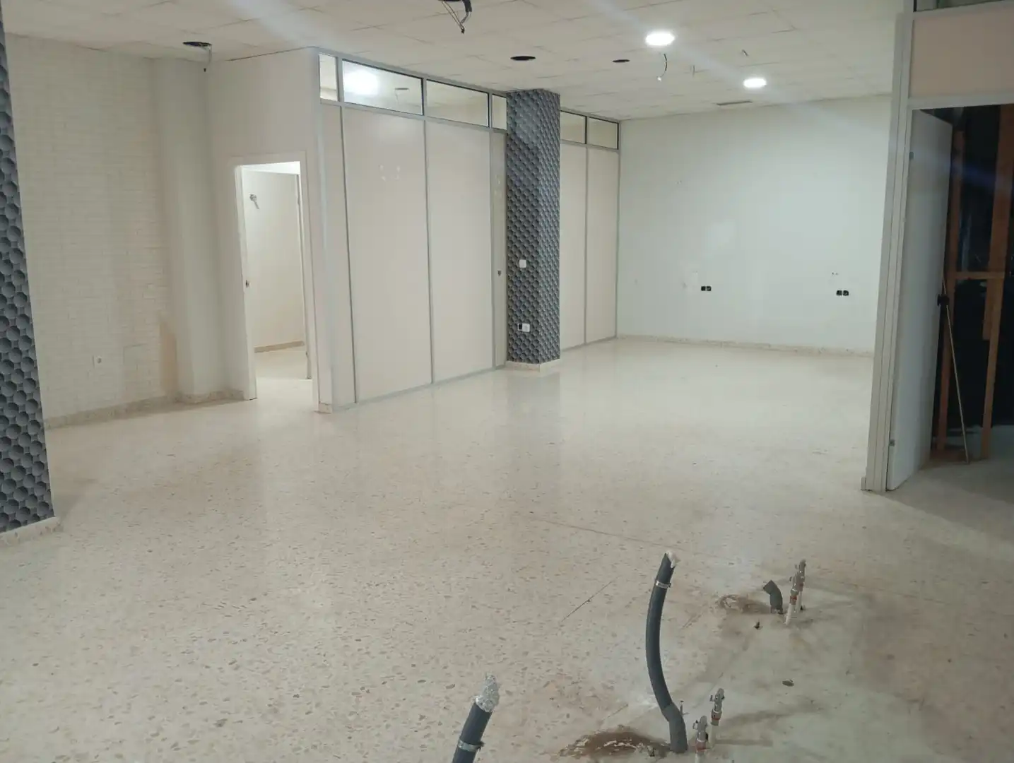 Local commercial à louer à Calle Sindicalista Luis Cobos 21, imagen 17