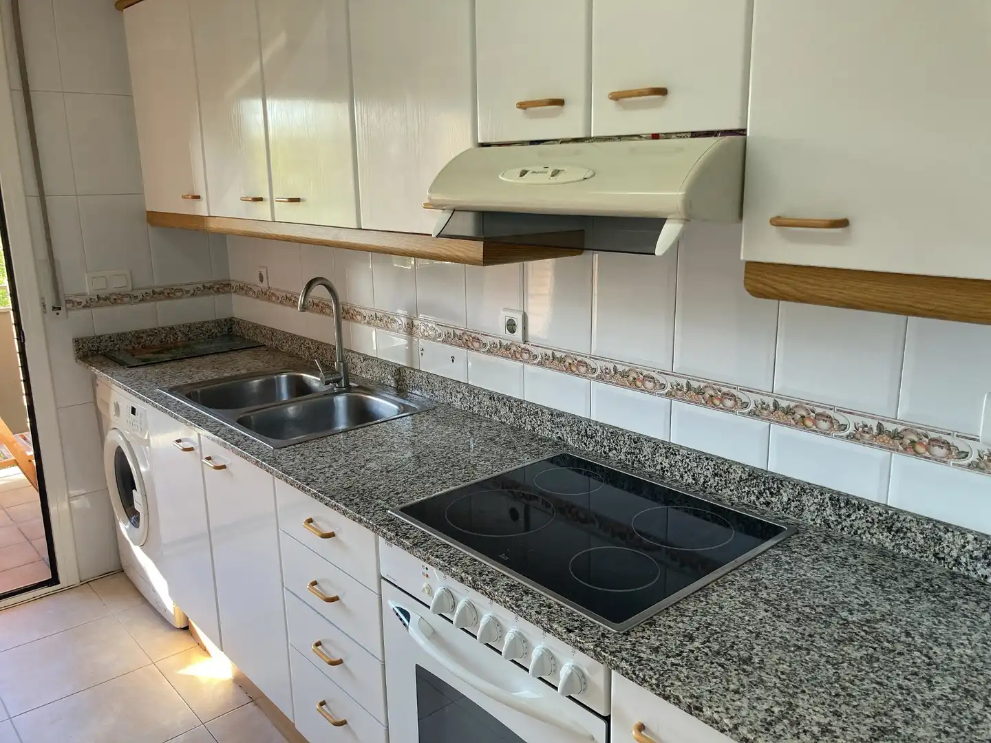 Cocina de Piso en venta en Igualada con Calefacción, Amueblado y Horno
