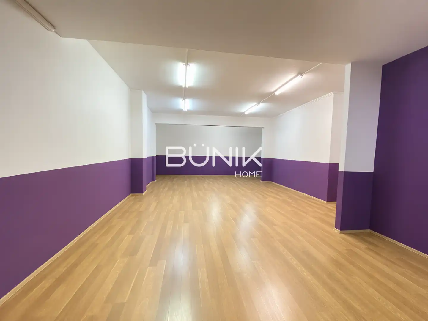 Business premises for sale in Carrer de l´Encarnacio