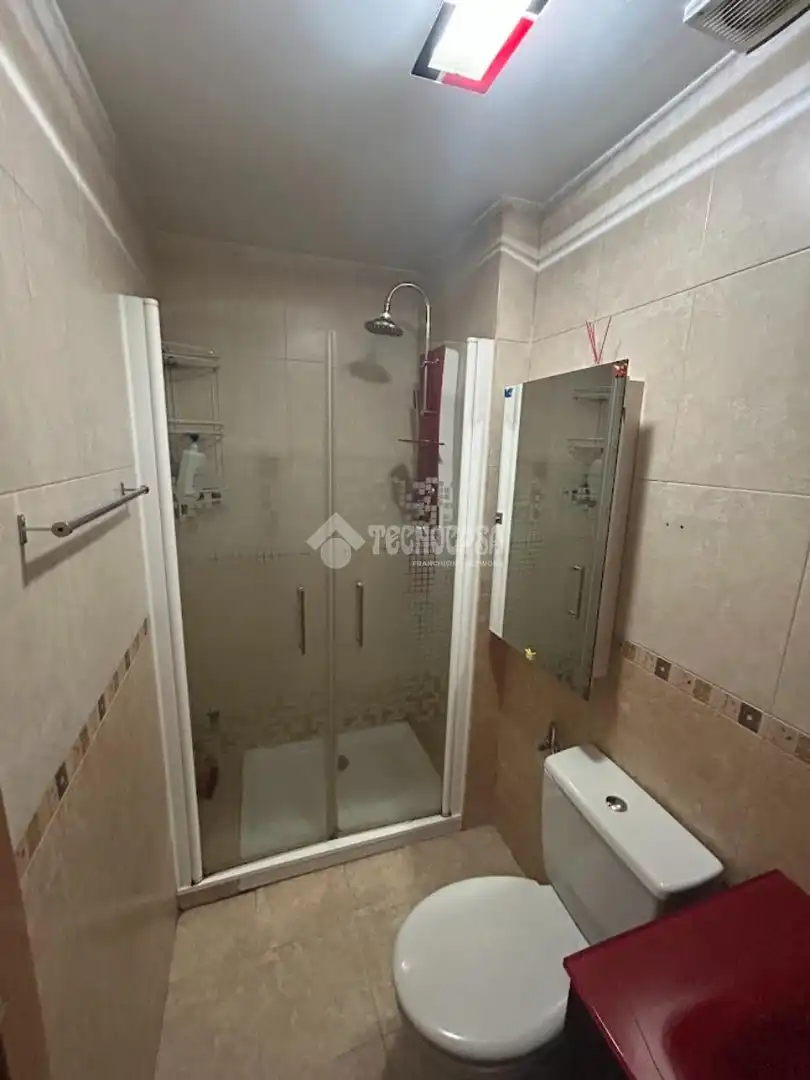 Bathroom of Flat for sale in Coslada
