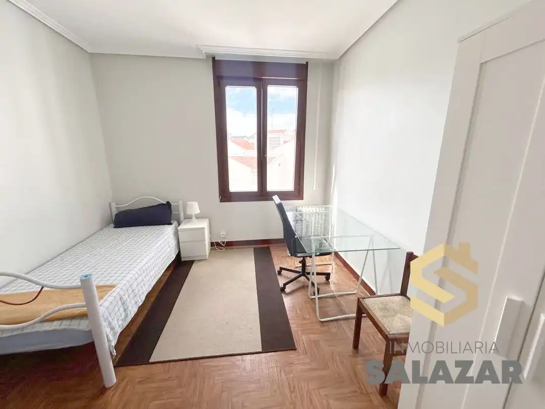 Habitación de Piso de alquiler en Bilbao  con Calefacción