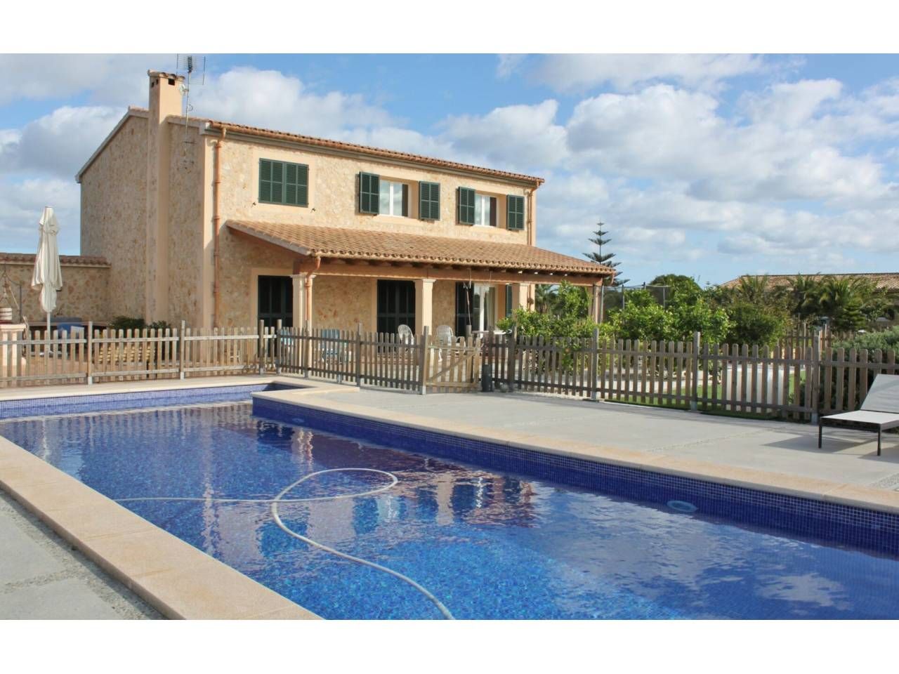 Piscina de Finca rústica en venda en Manacor amb Aire condicionat, Calefacció i Jardí privat