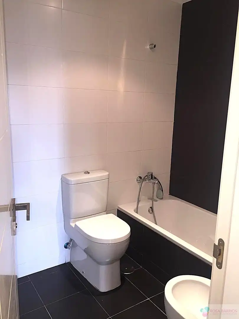 Badezimmer von Maisonette zum Verkauf in Estepona mit Terrasse und Gemeinschaftspool