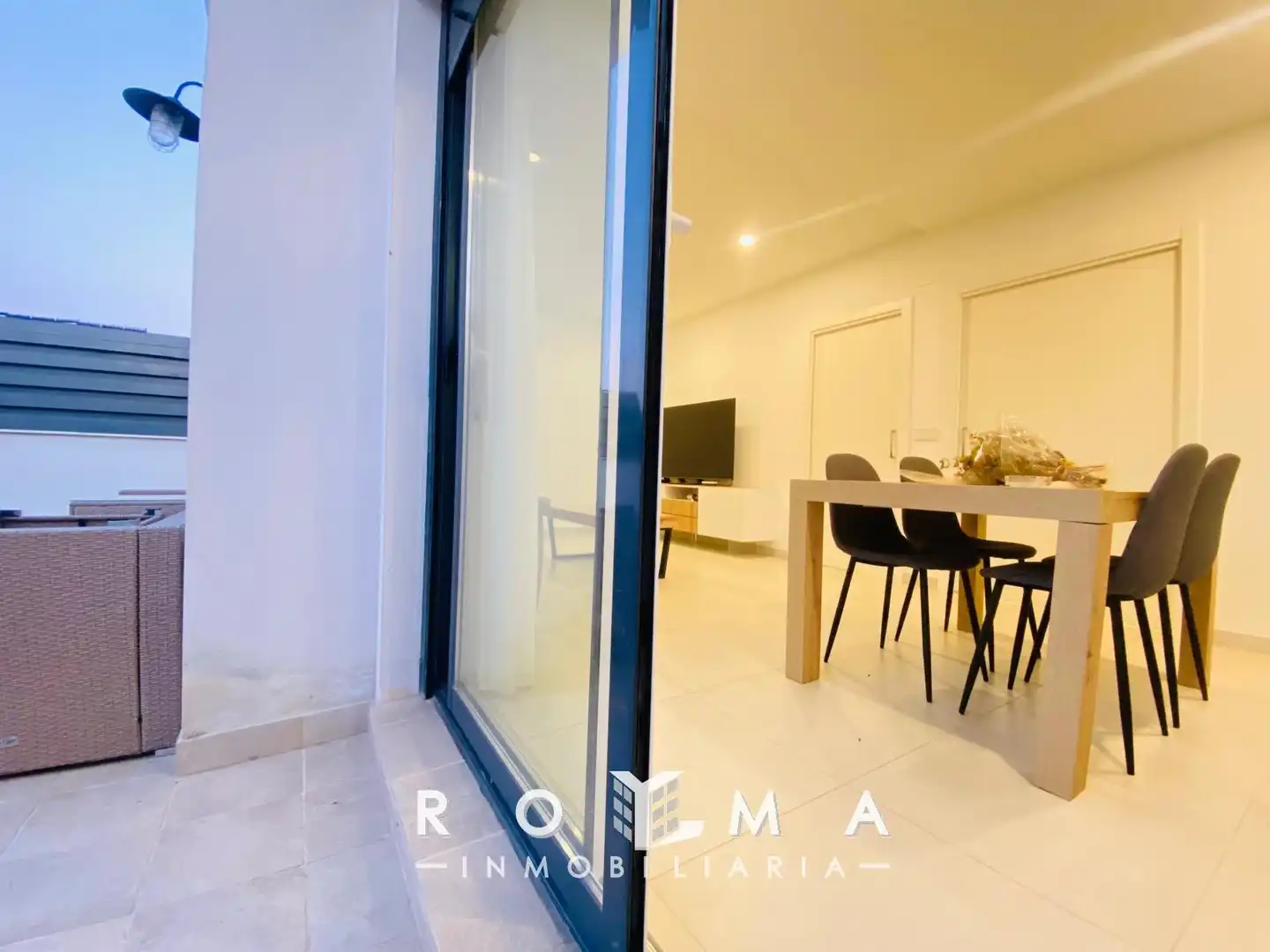 Casa a schiera con terrazza in affitto a Entrenúcleos, imagen 10
