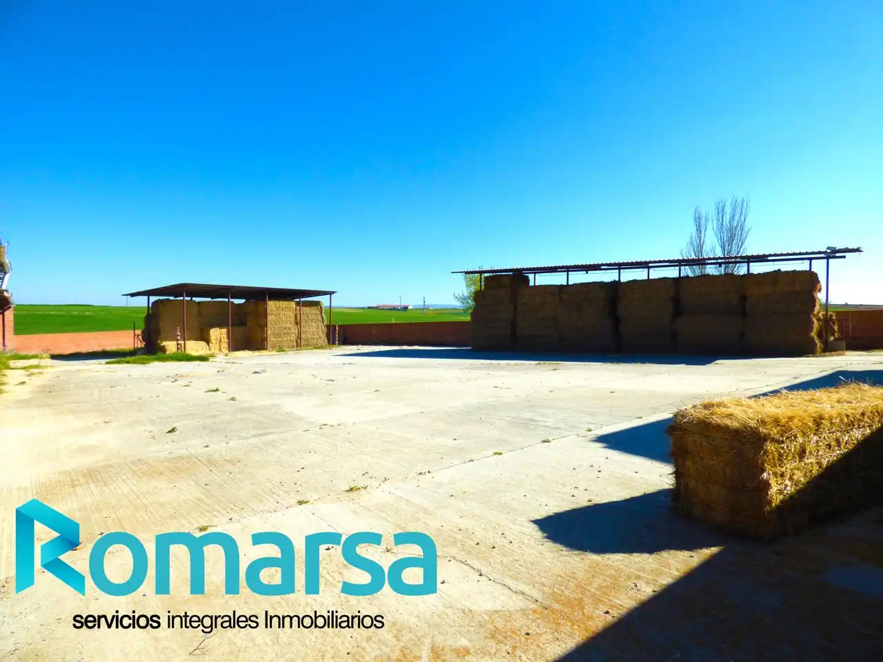 Industrial buildings for sale in Crespos, Ávila