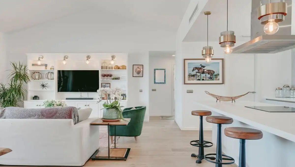 Sala de estar de Ático en venta en La Alcaidesa con Aire acondicionado, Calefacción y Jardín privado